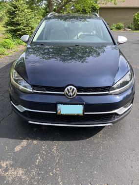 Blue 2019 Volkswagen Golf Alltrack TSI SE