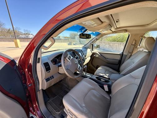2014 Nissan Frontier SL