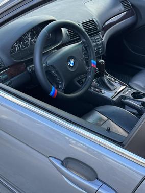 2005 BMW 330 xi