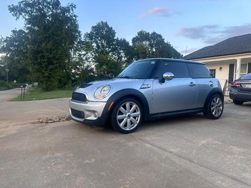 Silver 2008 MINI Cooper S Base