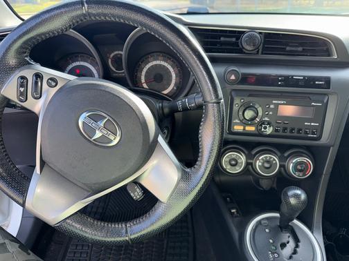 2013 Scion tC Base
