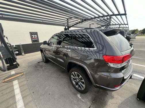 2017 Jeep Grand Cherokee Overland