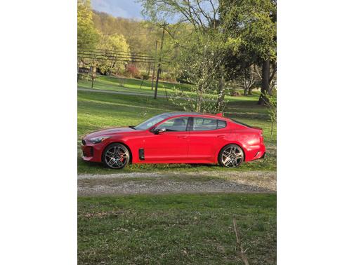 2023 Kia Stinger GT2