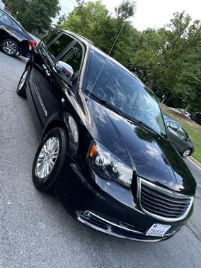 Black 2014 Chrysler Town & Country Touring-L