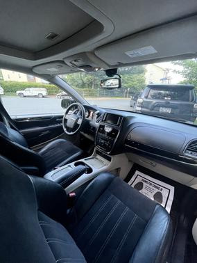 Black 2014 Chrysler Town & Country Touring-L