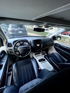 Black 2014 Chrysler Town & Country Touring-L