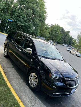 Black 2014 Chrysler Town & Country Touring-L