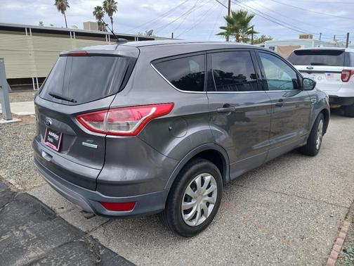 Gray 2014 Ford Escape SE