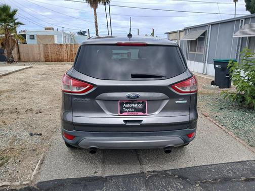 Gray 2014 Ford Escape SE