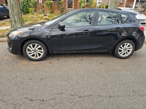 2013 Mazda Mazda3 i Touring