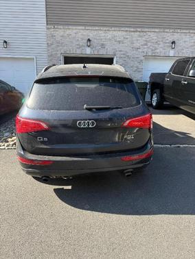 Black 2012 Audi Q5 2.0T Premium