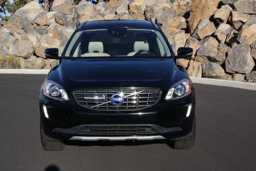 2017 Volvo XC60 T6 Inscription