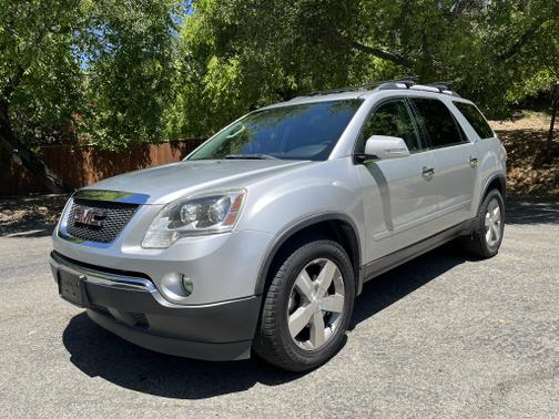 2011 GMC Acadia SLT-1