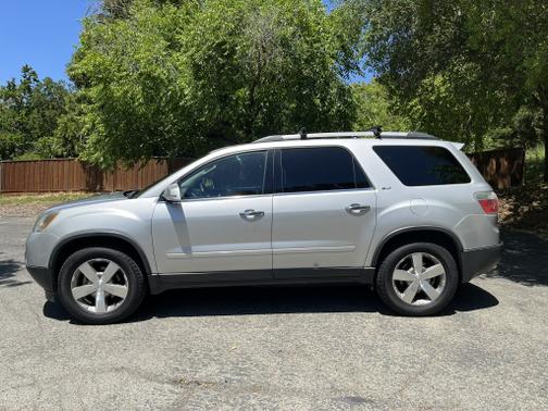 2011 GMC Acadia SLT-1