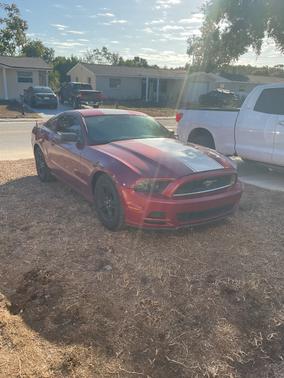 2013 Ford Mustang V6
