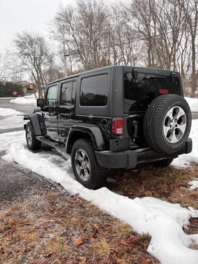 2017 Jeep Wrangler Unlimited Sahara