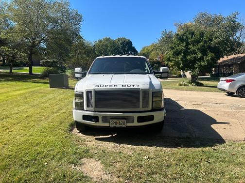 White 2008 Ford F-350 XLT Crew Cab Super Duty DRW