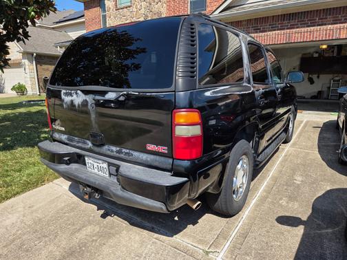 2003 GMC Yukon Denali