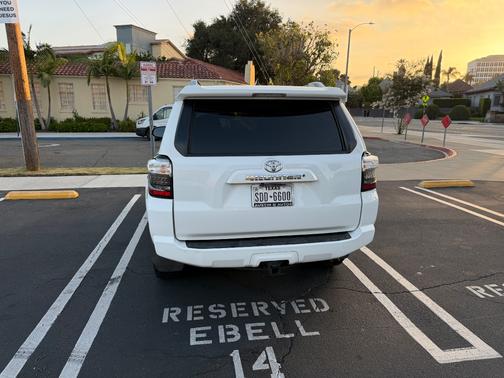 White 2015 Toyota 4Runner SR5 Premium