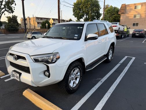 White 2015 Toyota 4Runner SR5 Premium