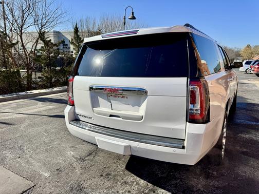 2016 GMC Yukon XL Denali