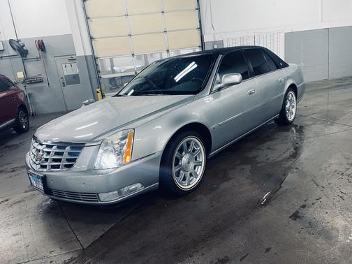 2008 Cadillac DTS Luxury II