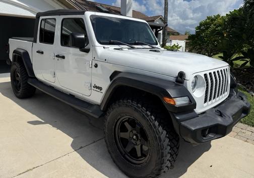 White 2020 Jeep Gladiator Sport S