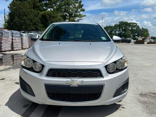 Silver 2014 Chevrolet Sonic LT