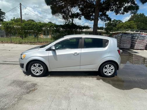 Silver 2014 Chevrolet Sonic LT