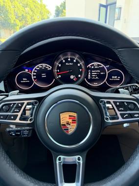 2020 Porsche Cayenne Cayenne Turbo