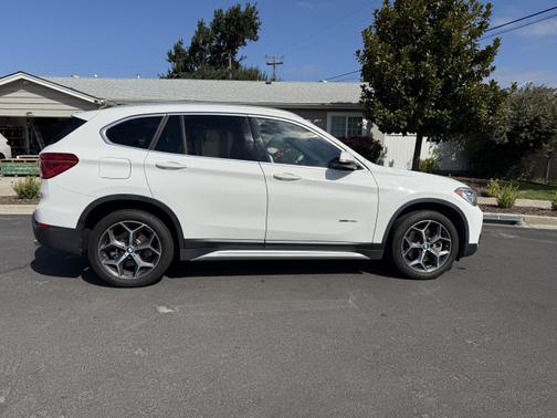 2018 BMW X1 xDrive28i