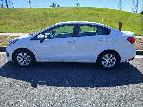 2017 Kia Rio EX