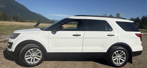 2016 Ford Explorer Base