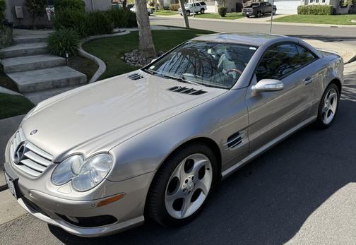 Gray 2005 Mercedes-Benz SL-Class SL500 Roadster