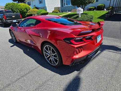Red 2024 Chevrolet Corvette Stingray w/2LT