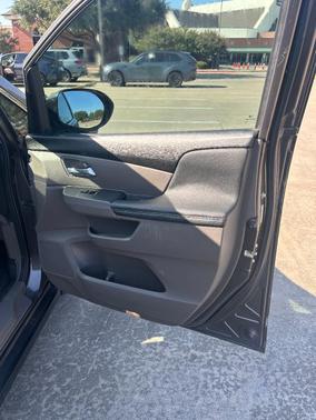 Gray 2016 Honda Odyssey EX-L
