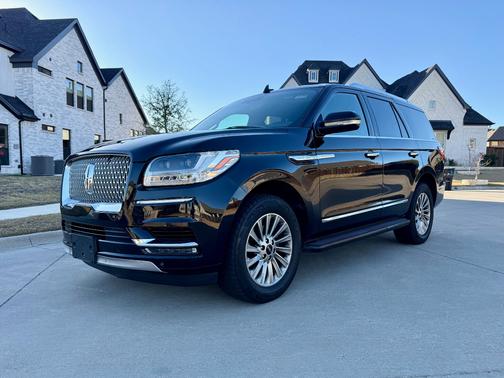 2019 Lincoln Navigator Standard