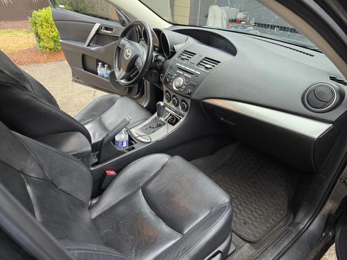 2010 Mazda Mazda3 s Grand Touring