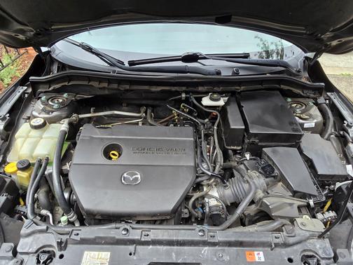 2010 Mazda Mazda3 s Grand Touring