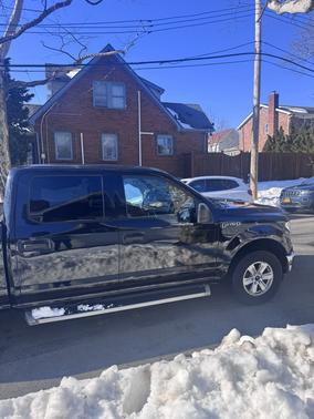 Black 2017 Ford F-150 XLT