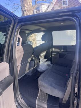 Black 2017 Ford F-150 XLT