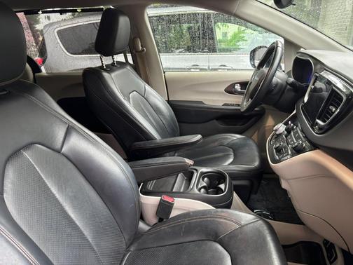 Blue 2018 Chrysler Pacifica Touring-L