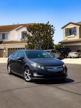 Gray 2014 Chevrolet Volt Base