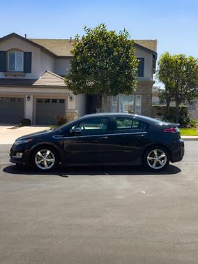 Gray 2014 Chevrolet Volt Base