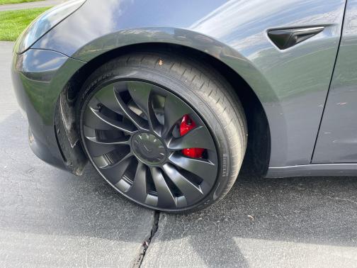2023 Tesla Model 3 Performance