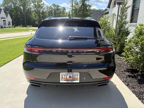 2021 Porsche Macan AWD