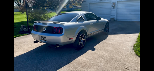 2005 Ford Mustang Premium