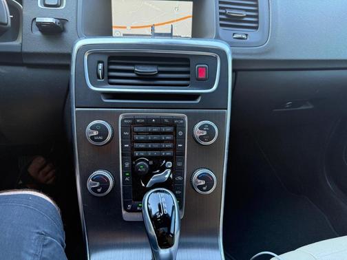 White 2015 Volvo S60 T6