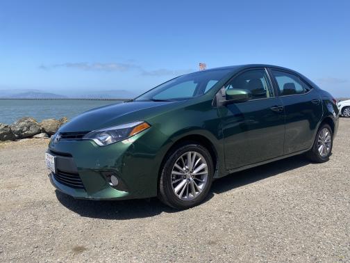 2015 Toyota Corolla LE Plus