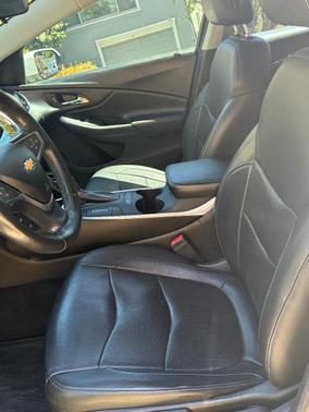 White 2017 Chevrolet Volt LT